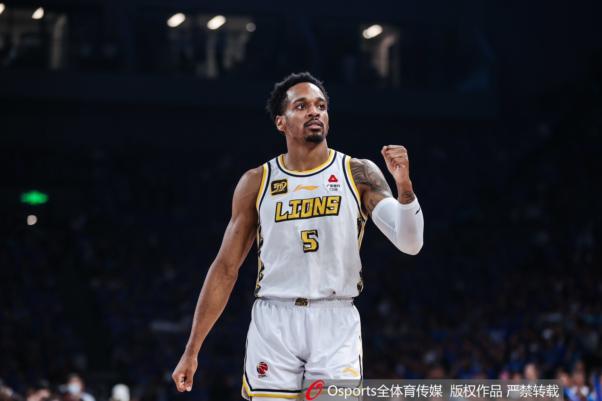 兩戰(zhàn)皆墨&凈勝分-31??“殘陣”廣廈憑凈勝分優(yōu)勢(shì)闖入亞冠淘汰賽