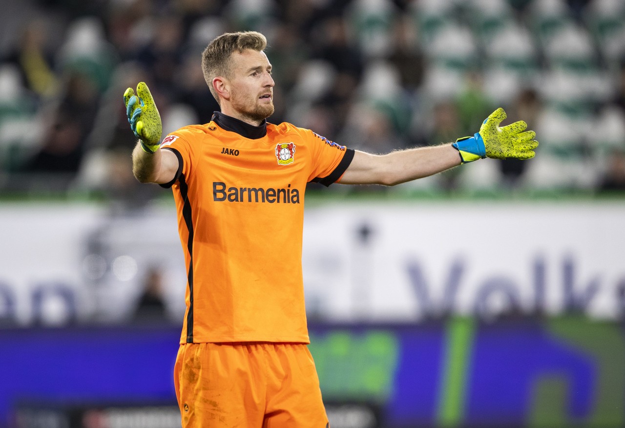 赫拉德茨基：會(huì)先與滕哈赫聊聊未來(lái)計(jì)劃，我目前的狀態(tài)很好