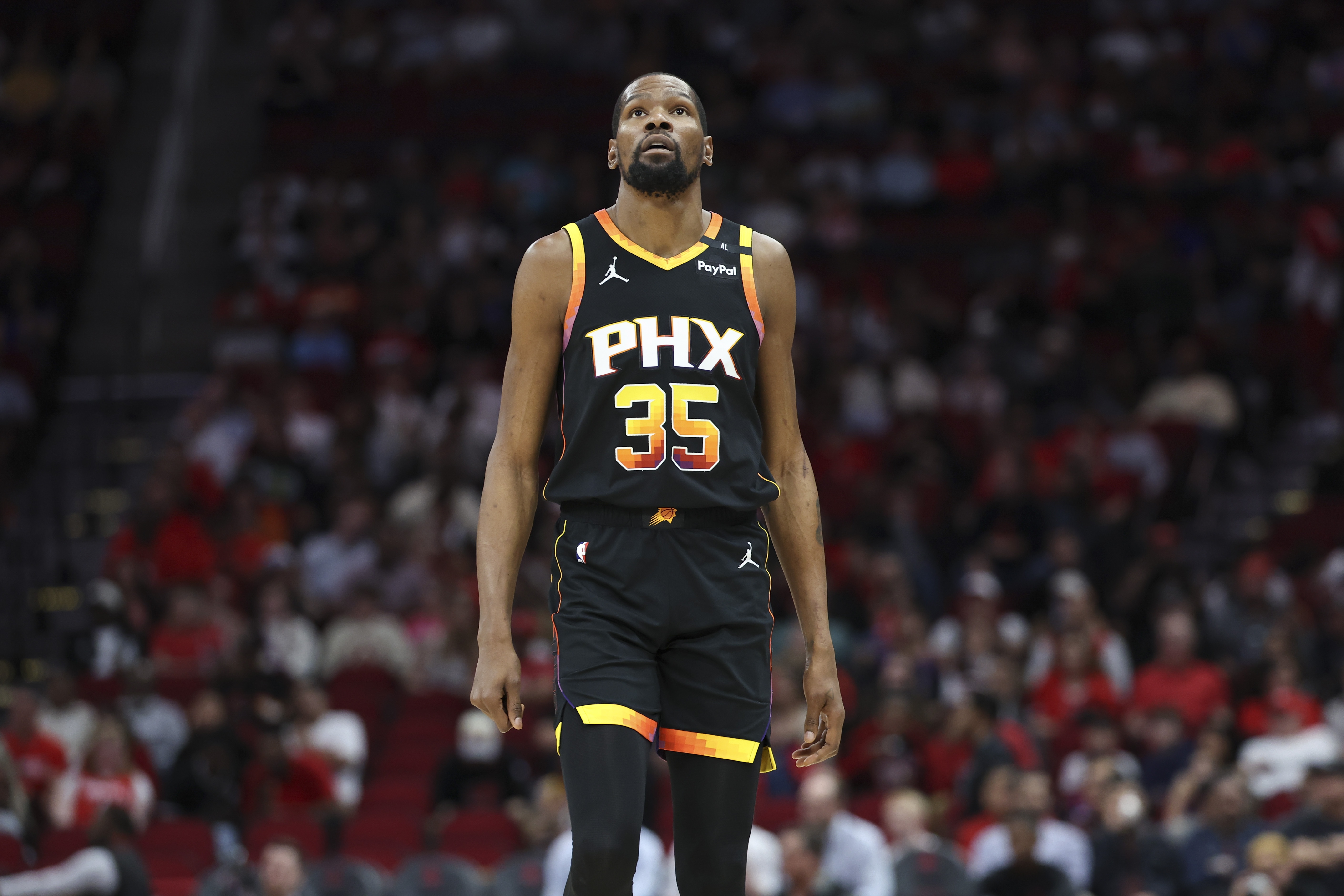 紐約記者：太陽內(nèi)部很希望換來首發(fā)級別中鋒 KD來紐約可能性很小