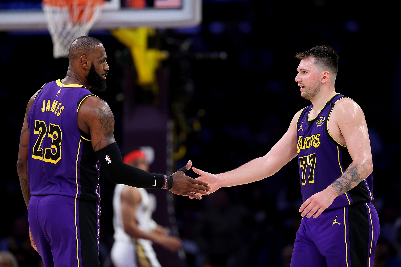 Windhorst：湖人換老板對(duì)其他球隊(duì)不是好兆頭 有資源他們會(huì)更強(qiáng)大