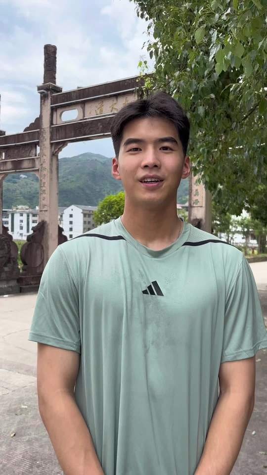 21歲劉邵子洋致謝球迷，本賽季出戰(zhàn)14次奧乙&身價漲至20萬歐