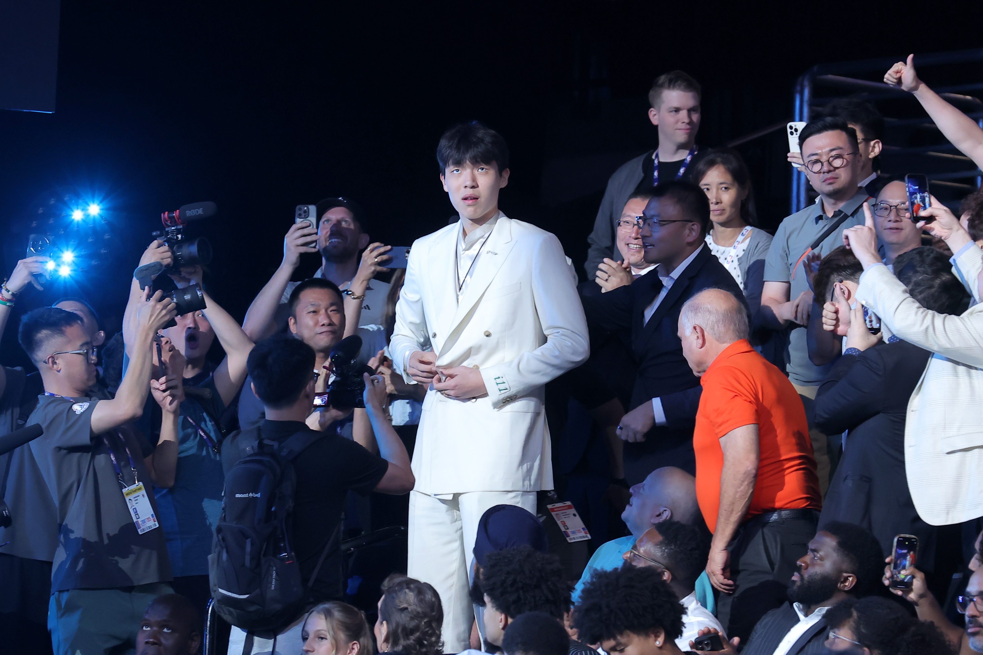 2025年NBA首輪秀出現(xiàn)7個(gè)中鋒&自03年以來(lái)最多 楊瀚森馬盧阿奇在列