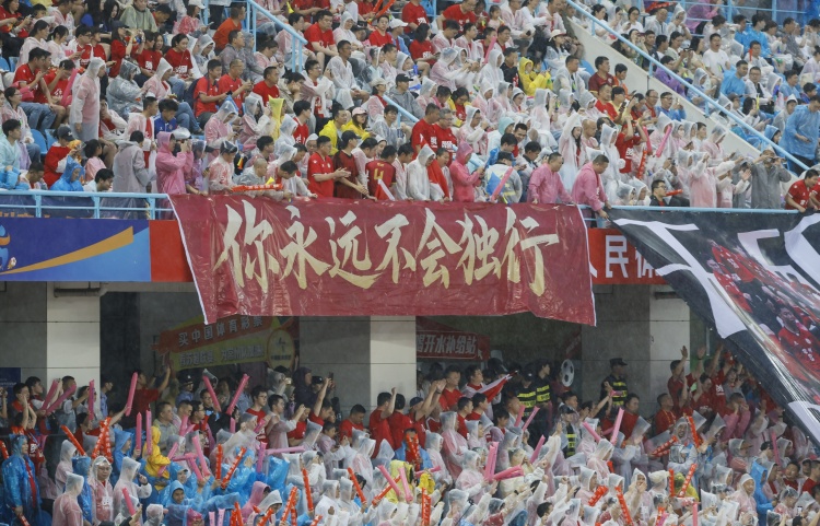 人民日?qǐng)?bào)：“蘇超”的對(duì)立面不是國(guó)足，兩者應(yīng)該互為支撐