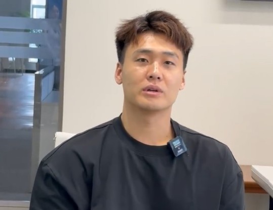 趙睿：比較喜歡科比 覺(jué)得24號(hào)是有意義的號(hào)碼 所以選擇穿這個(gè)號(hào)碼