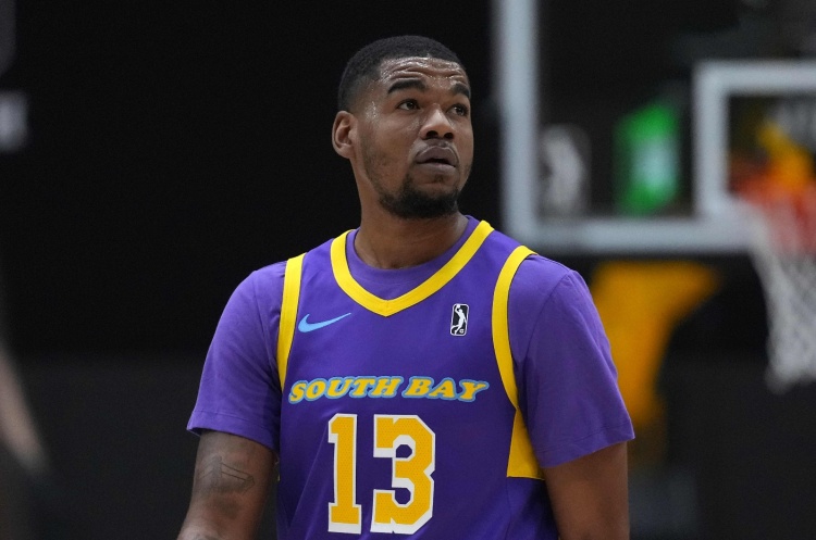 媒體人：山西正接觸本賽季G聯(lián)賽FMVP梅森-瓊斯 后者有望登陸CBA