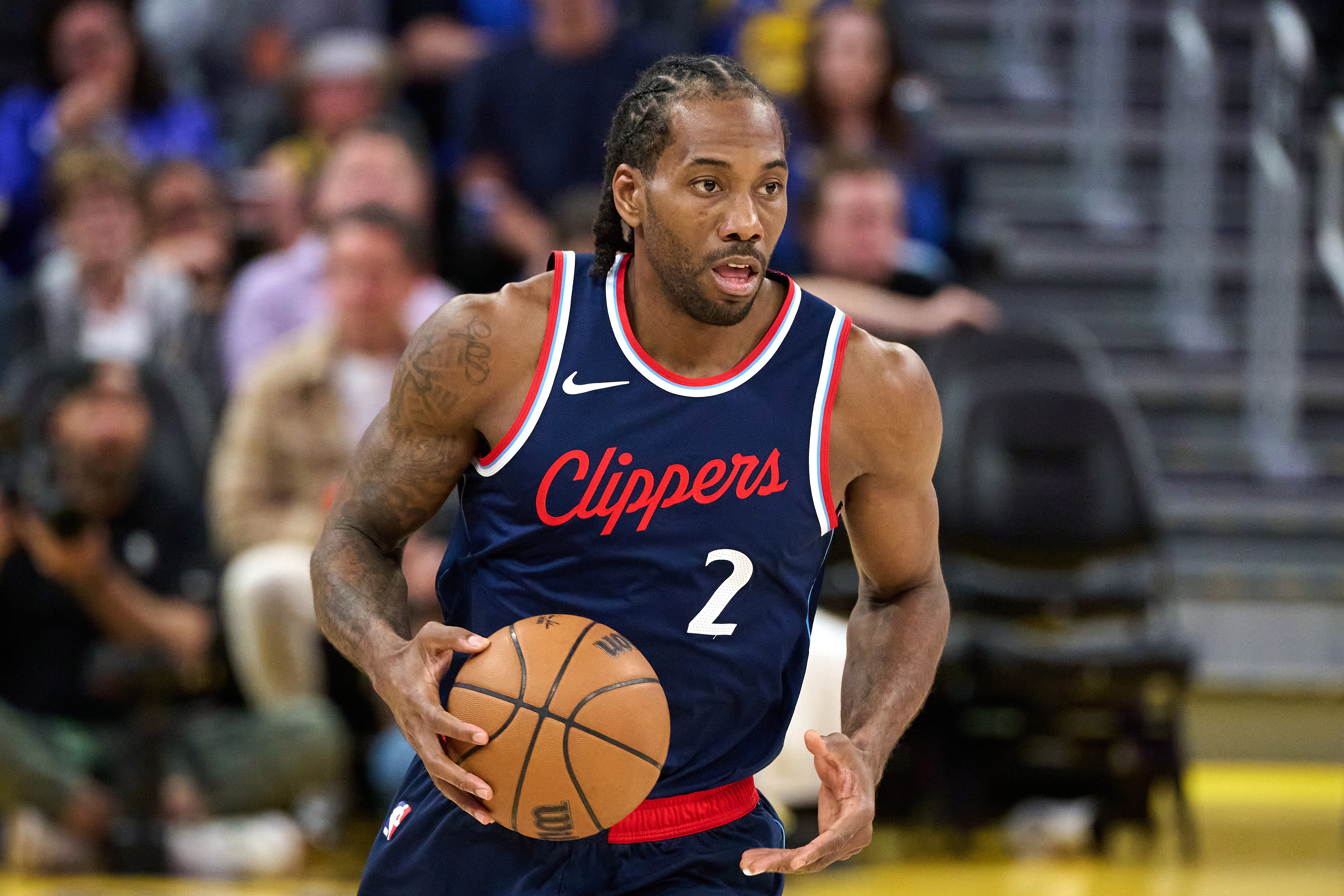 身陷陰陽(yáng)合同風(fēng)波！NBA高管：當(dāng)年湖人未能簽下小卡算是躲過一劫