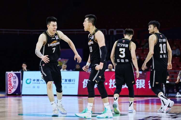 張鎮(zhèn)麟：有人來(lái)有人走&職業(yè)球隊(duì)如此 君哥會(huì)退役 我和倫哥會(huì)走