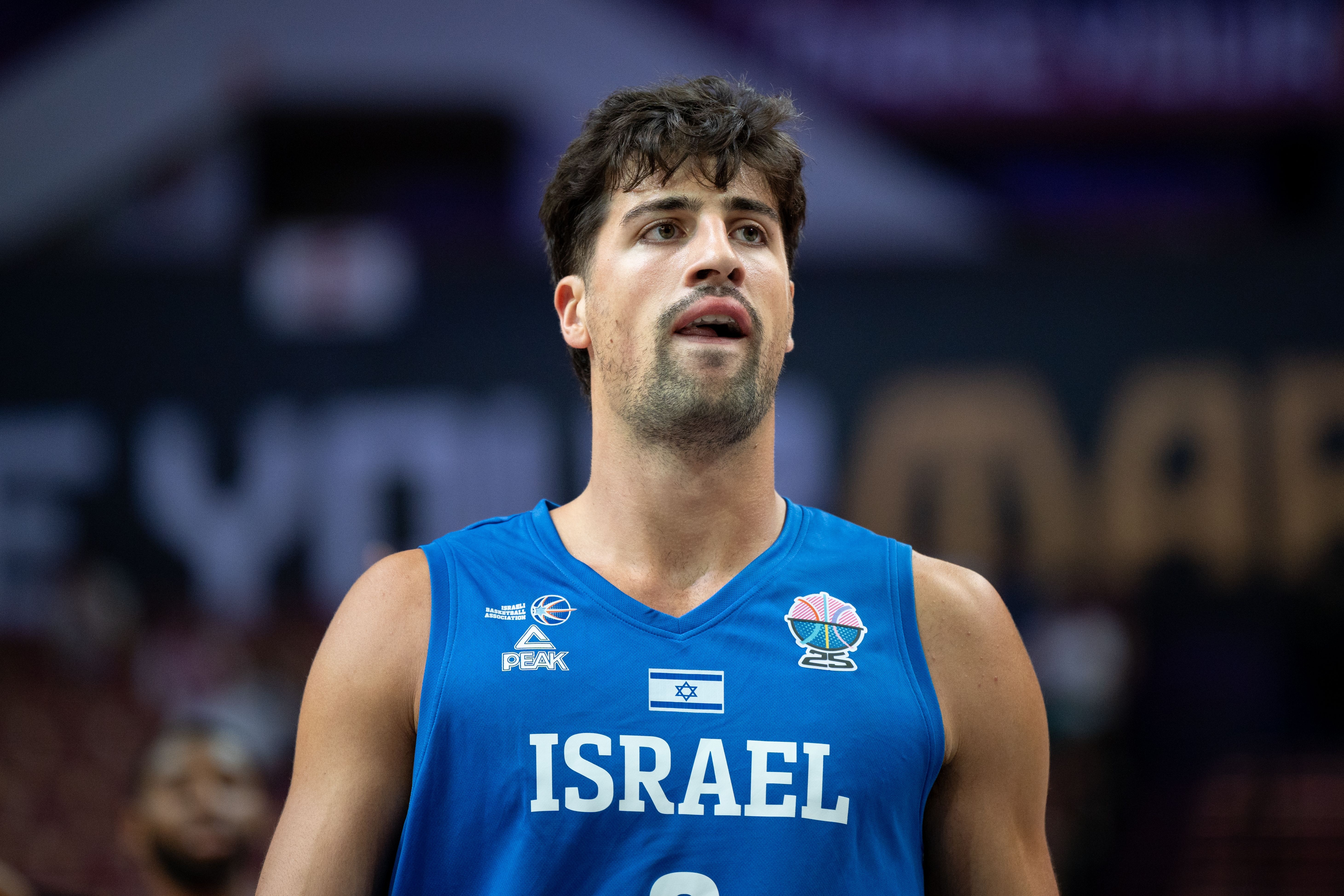 獨(dú)木難支！阿夫迪亞半場14中8砍19分7籃板 球隊(duì)仍落后13分