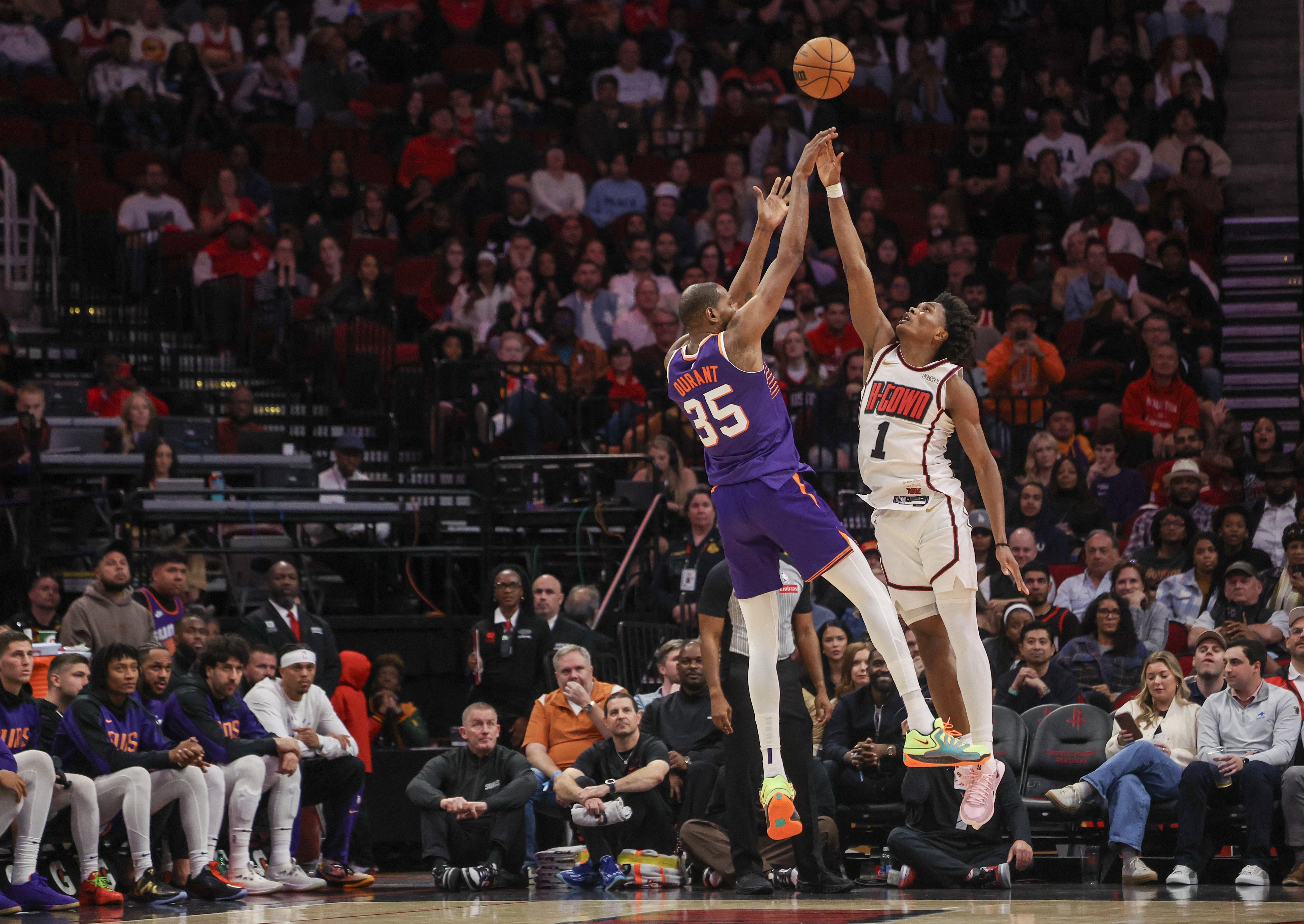 阿門：一想到不用防杜蘭特 他還是我隊友了 我就忍不住地笑