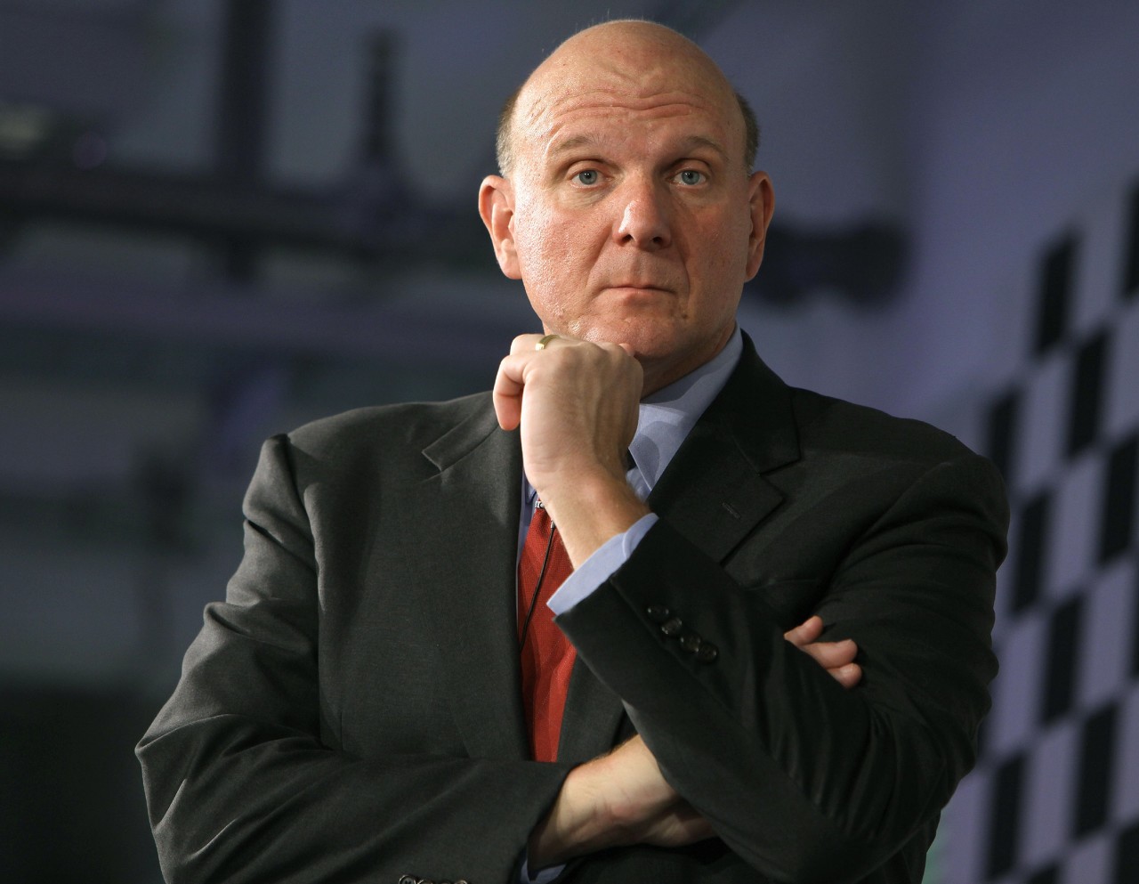 時(shí)間對(duì)不上哦！鮑爾默：我們?cè)绾灹诵】?11月才做第一次引薦