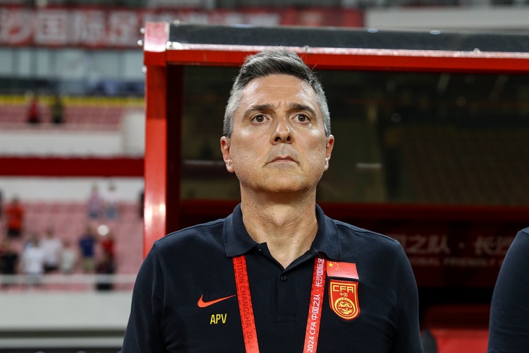 足球報(bào)談U22國(guó)足：心態(tài)和后腰是當(dāng)前兩大問(wèn)題