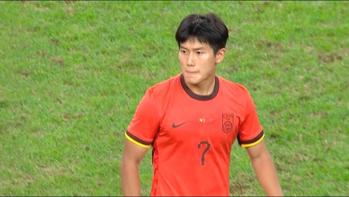 媒體人：國字號隊伍第一位是贏下該贏的比賽，老老實(shí)實(shí)踢實(shí)惠足球