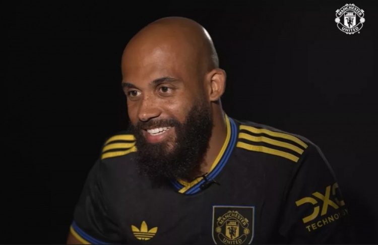 姆伯莫：在曼聯(lián)的開局很艱難，因?yàn)檫@里是豪門所以我有很多期待