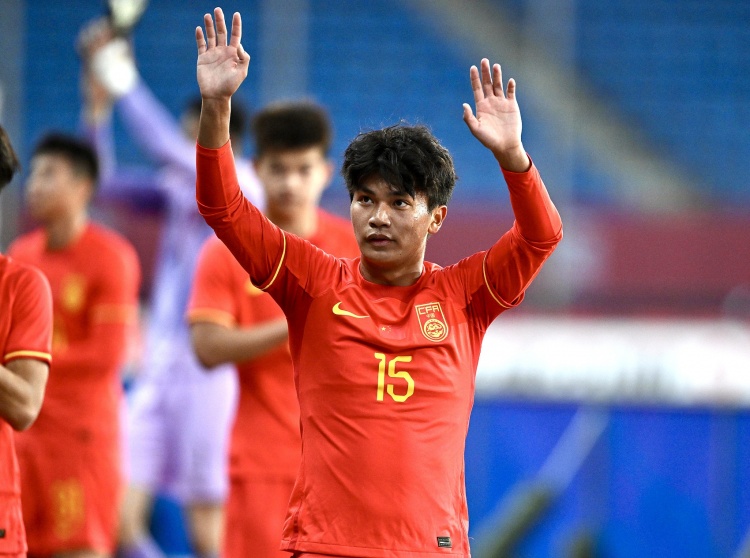 ??終于等到了！U22男足兌現(xiàn)“打平就出線(xiàn)”晉級(jí)U23亞洲杯正賽