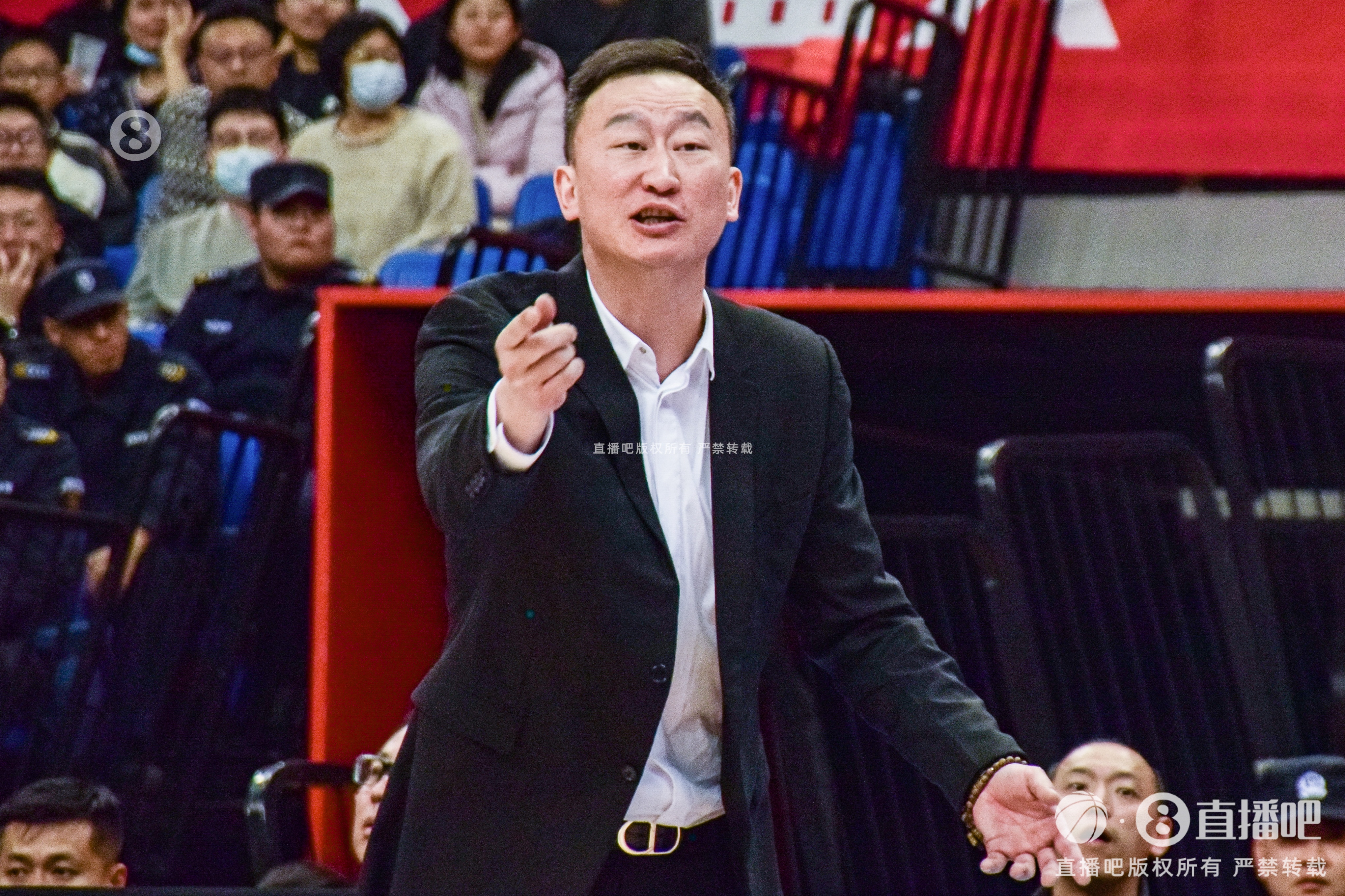 楊瀚森“接班人”定了！青島男籃鎖定未來雙子星：李俊賢、叢睿言