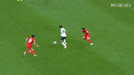 太狠了！比賽尾聲階段，張琳芃40秒內(nèi)連續(xù)踢翻對(duì)手+背后剪刀腳