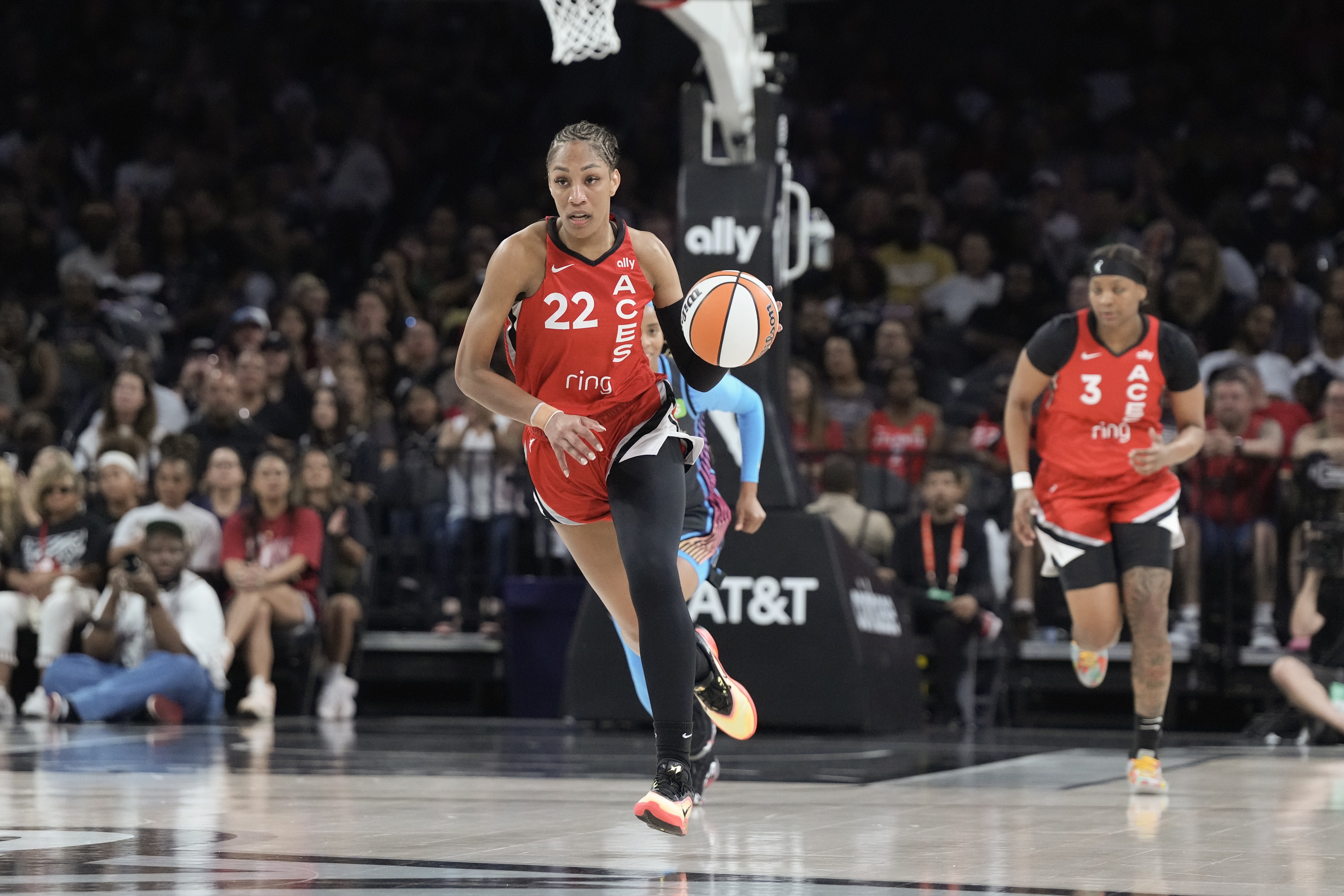 WNBA公布MVP五大候選：阿賈、科利爾、格雷、米切爾、托馬斯