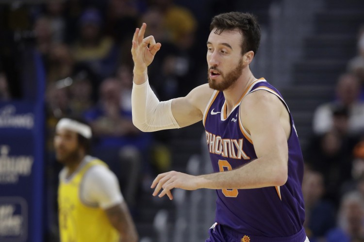 2015年9號秀！媒體人：卡明斯基將代表廣州龍獅出戰(zhàn)NBA季前賽