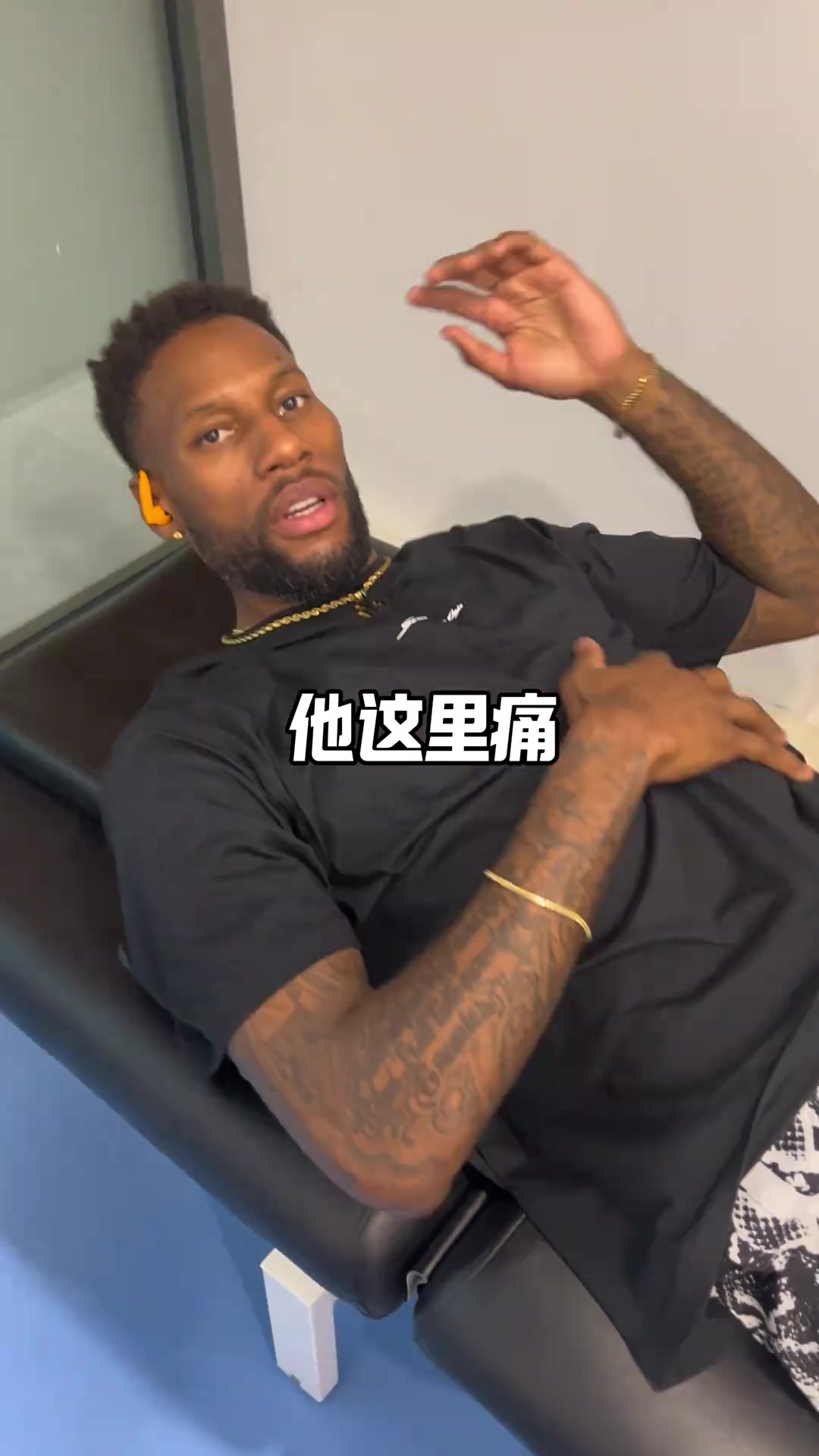 肋骨一動就疼&疑似骨裂/左膝腫脹！威姆斯：我輩子不會再打拳擊了